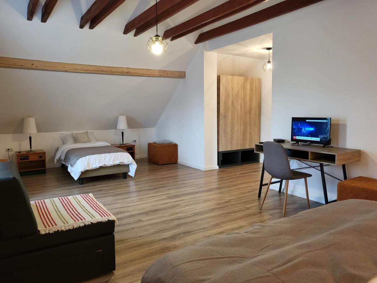 Eco Familia Hotel Pojoga Buitenkant foto